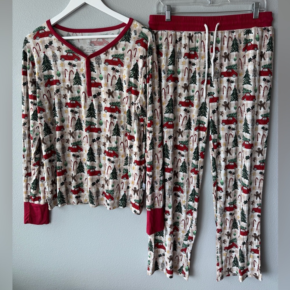 The Simple Seed tan white gingham Christmas print bamboo pajama set Women’s sz L